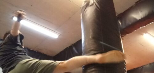 JOE GYMでのトレーニングシーン①